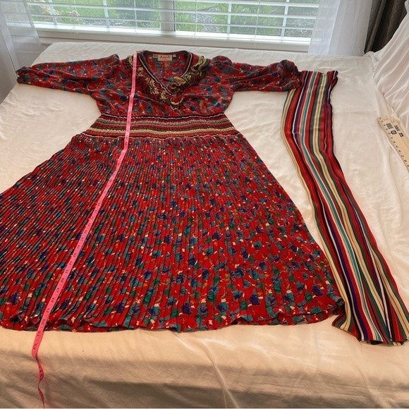 Vintage Assorti Floral Blue Red Wrap Front Unique Waist Pleated Maxi Dress SZ M - Picture 14 of 14